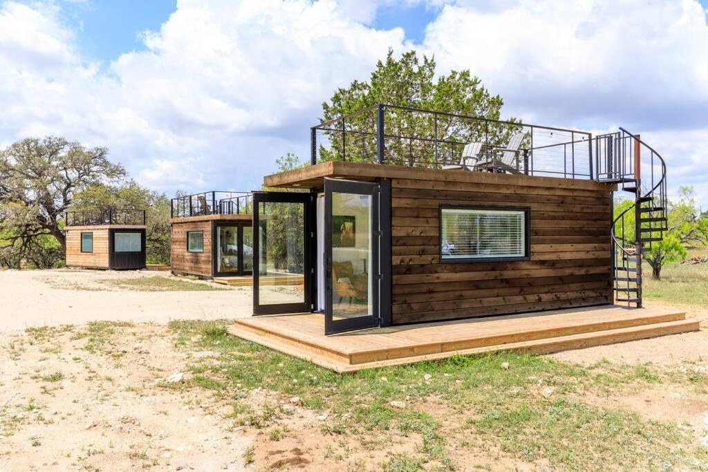 New The Perry Cozy Container Home Fredericksburg Exterior foto